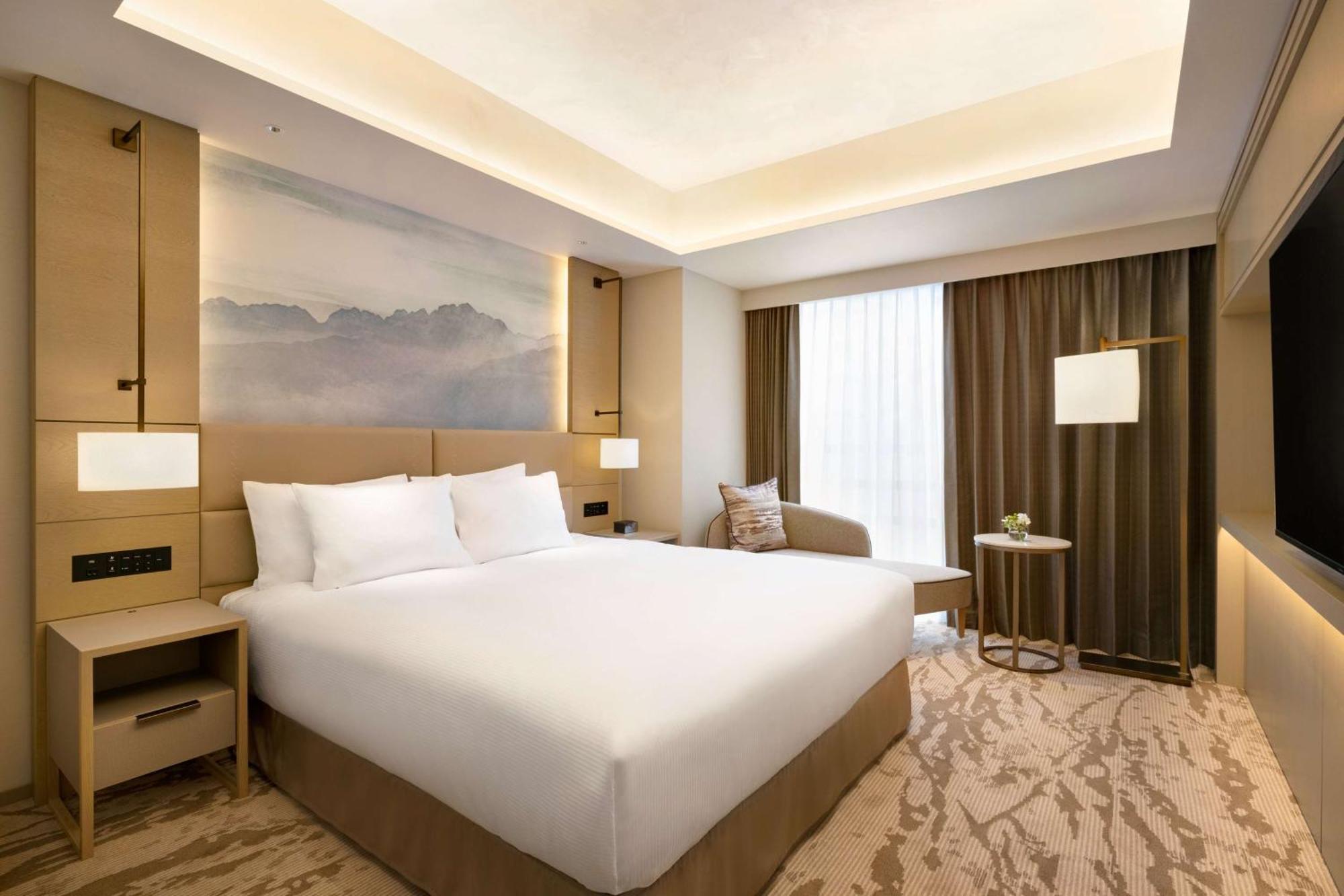 Готель Doubletree By Hilton Тояма Екстер'єр фото