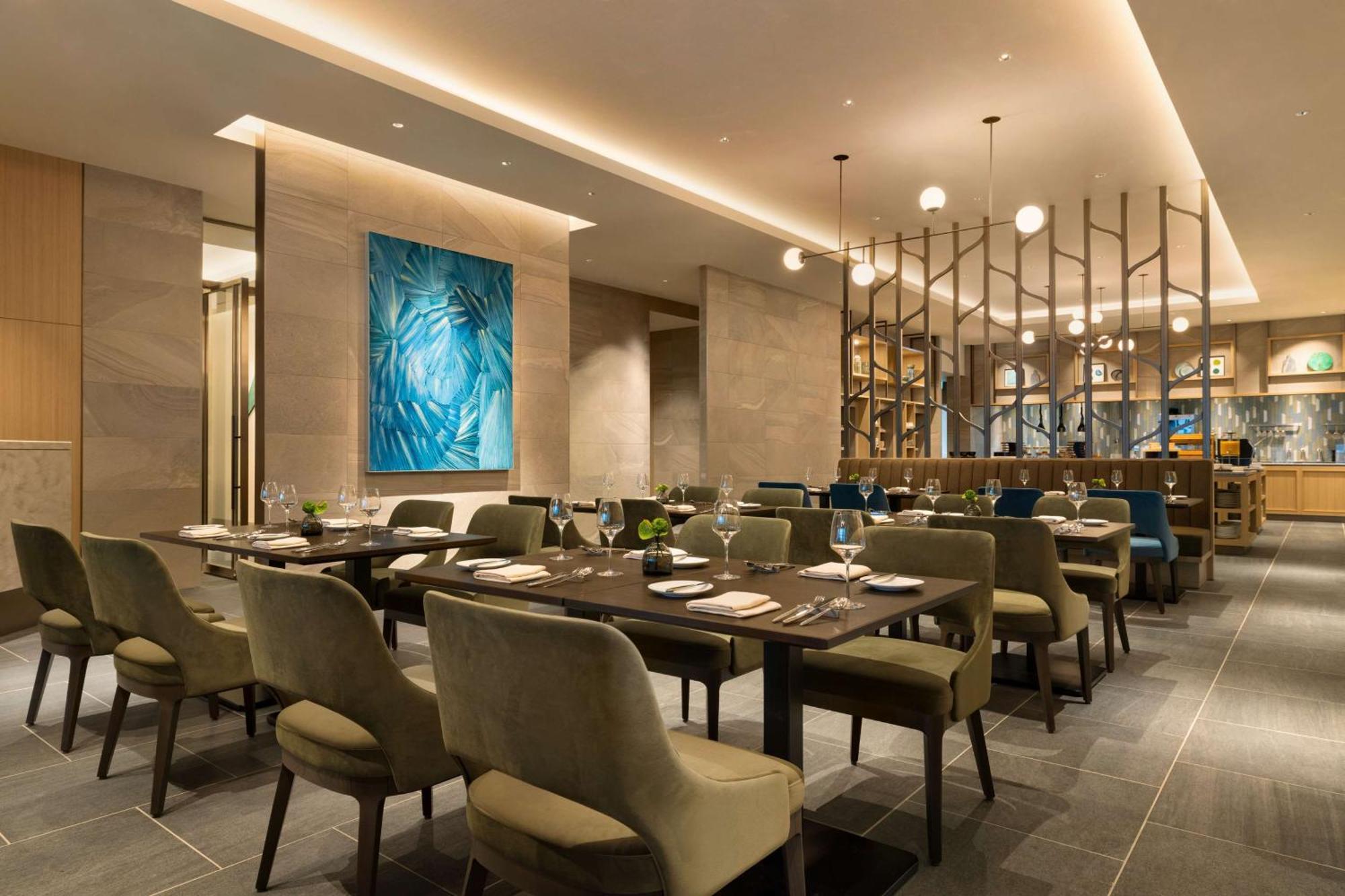 Готель Doubletree By Hilton Тояма Екстер'єр фото