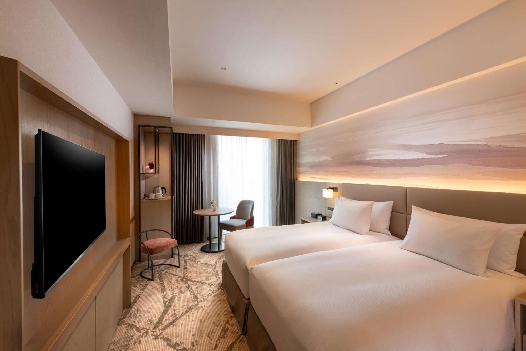 Готель Doubletree By Hilton Тояма Екстер'єр фото